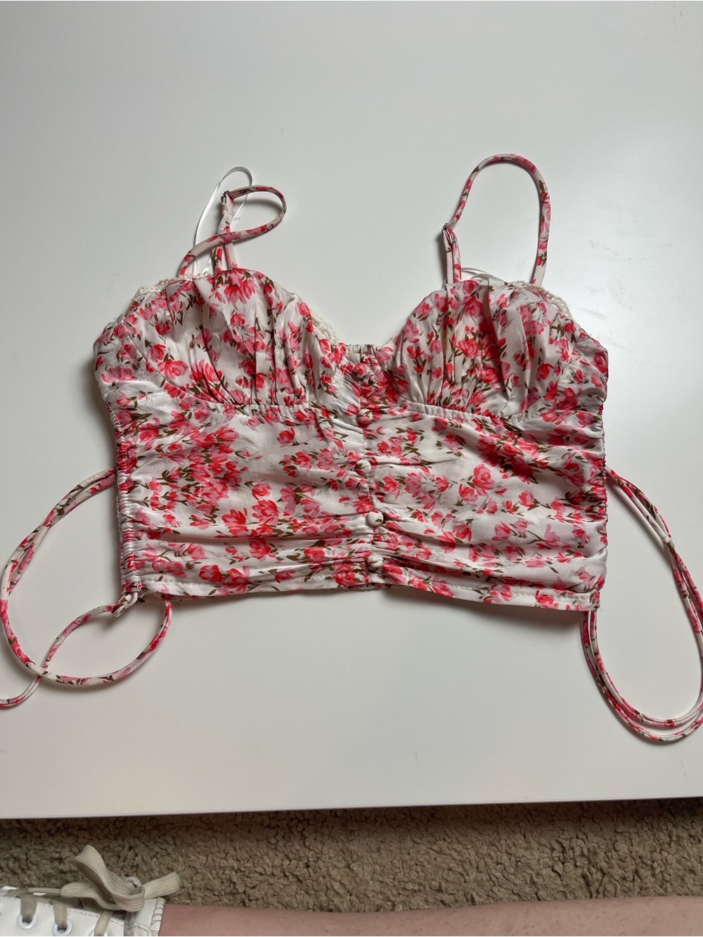 Princess Polly Floral Ruched Crop Cami Top - White/Pink - Size 4